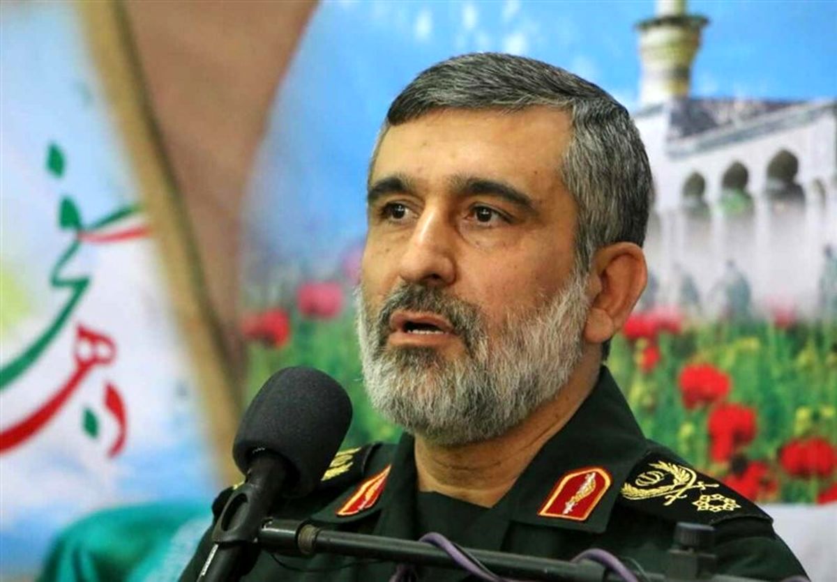 سردار حاجی زاده:تمام موشک‌ها دقیقا به محل مورد نظر تروریست‌ها اصابت کرد