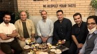 نیما کرمی و دوستانش در رستوران + عکس