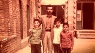 کوروش سلیمانی در کنار معلم دبستانش + عکس