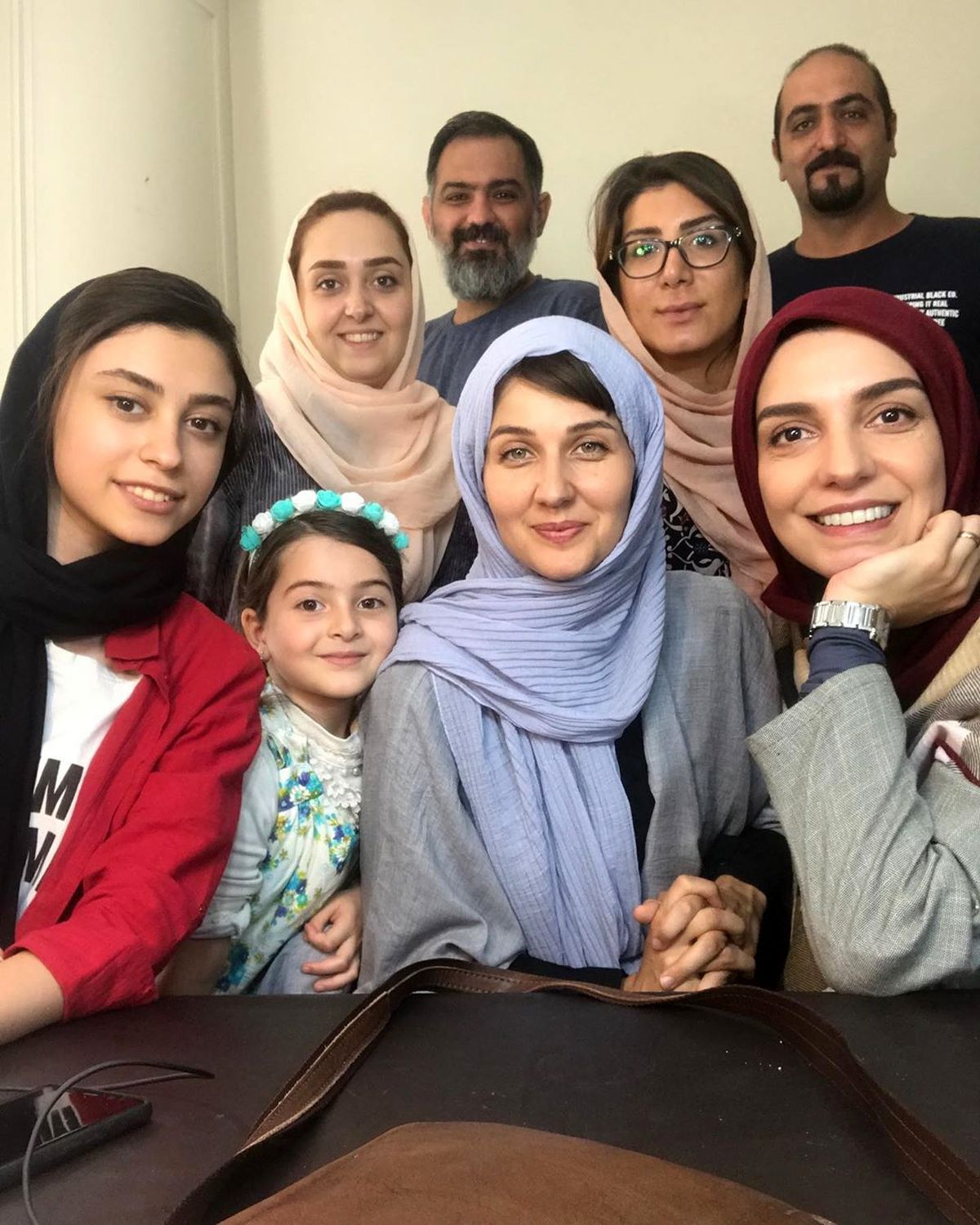 الیکا عبدالرزاقی کنار بازیگر زن خارجی سریال کیمیا+عکس