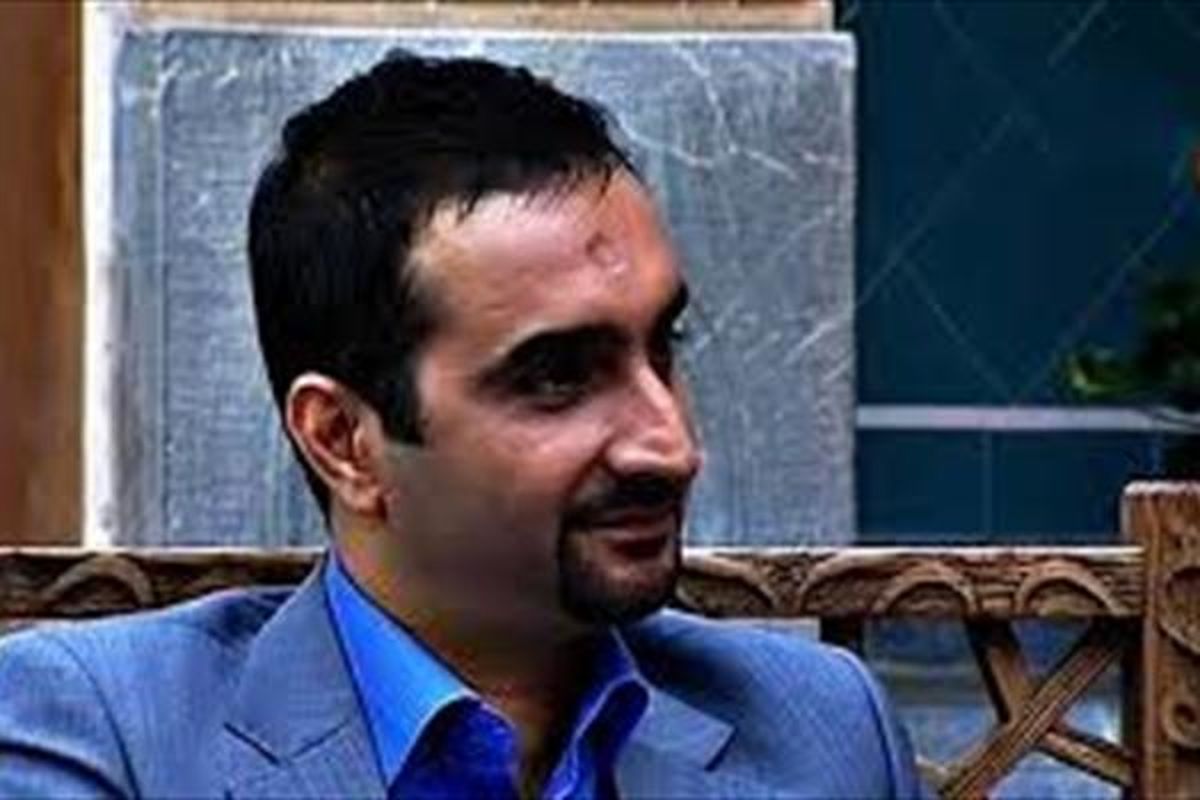 سلفی مجری مشهور در کنار پدرش + عکس