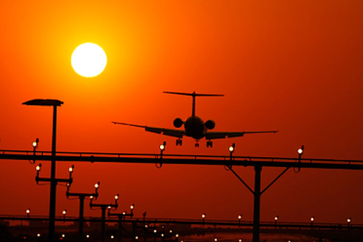 تیم ملی فوتبال هواپیما پیدا کرد
