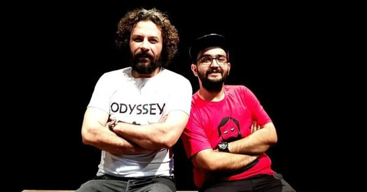 حسام منظور و دوستش در صحنه ای تاریک + عکس