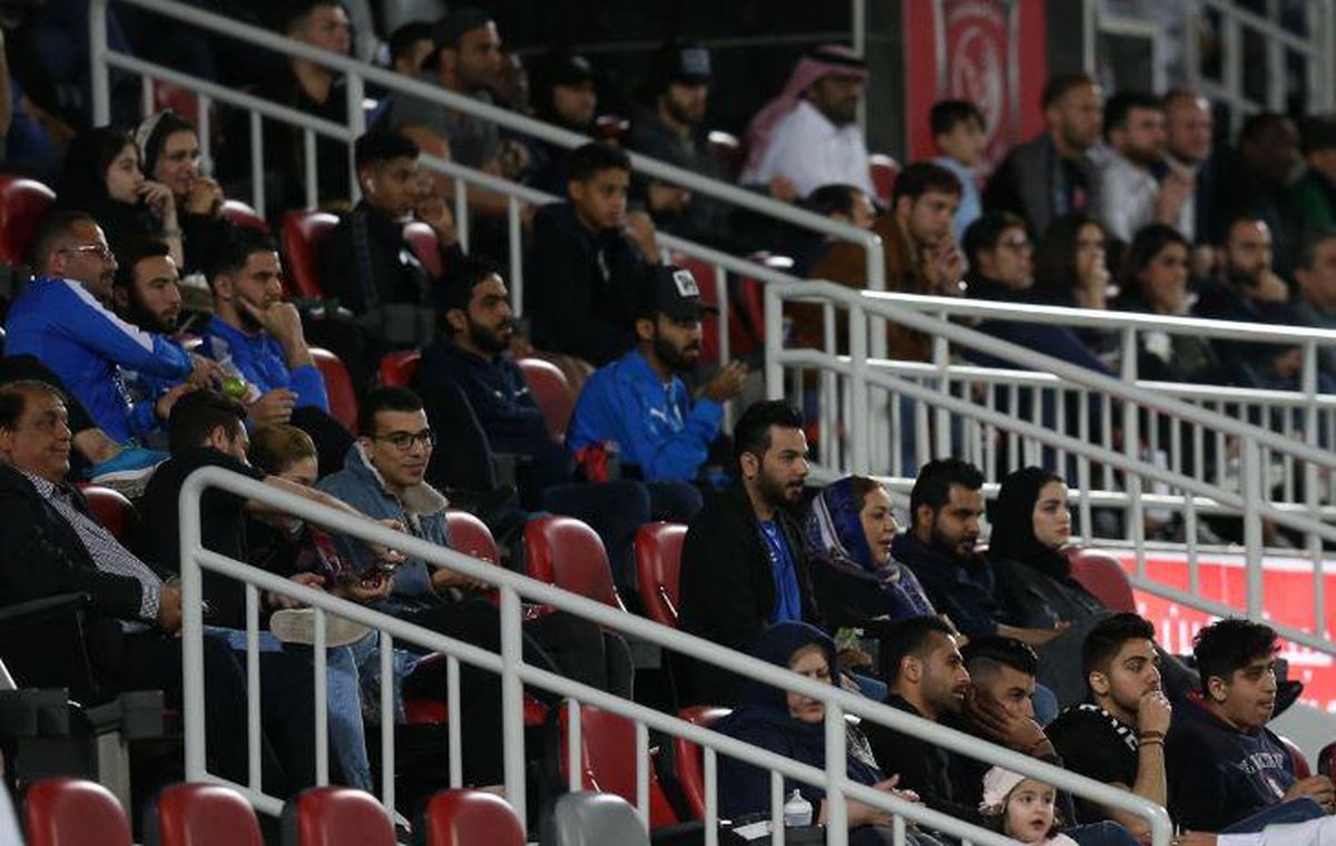 امید ابراهیمی تماشاگر استقلال بدون هافبک دفاعی