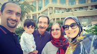عکس زوج مجری شیرین در کنار خانواده شان
