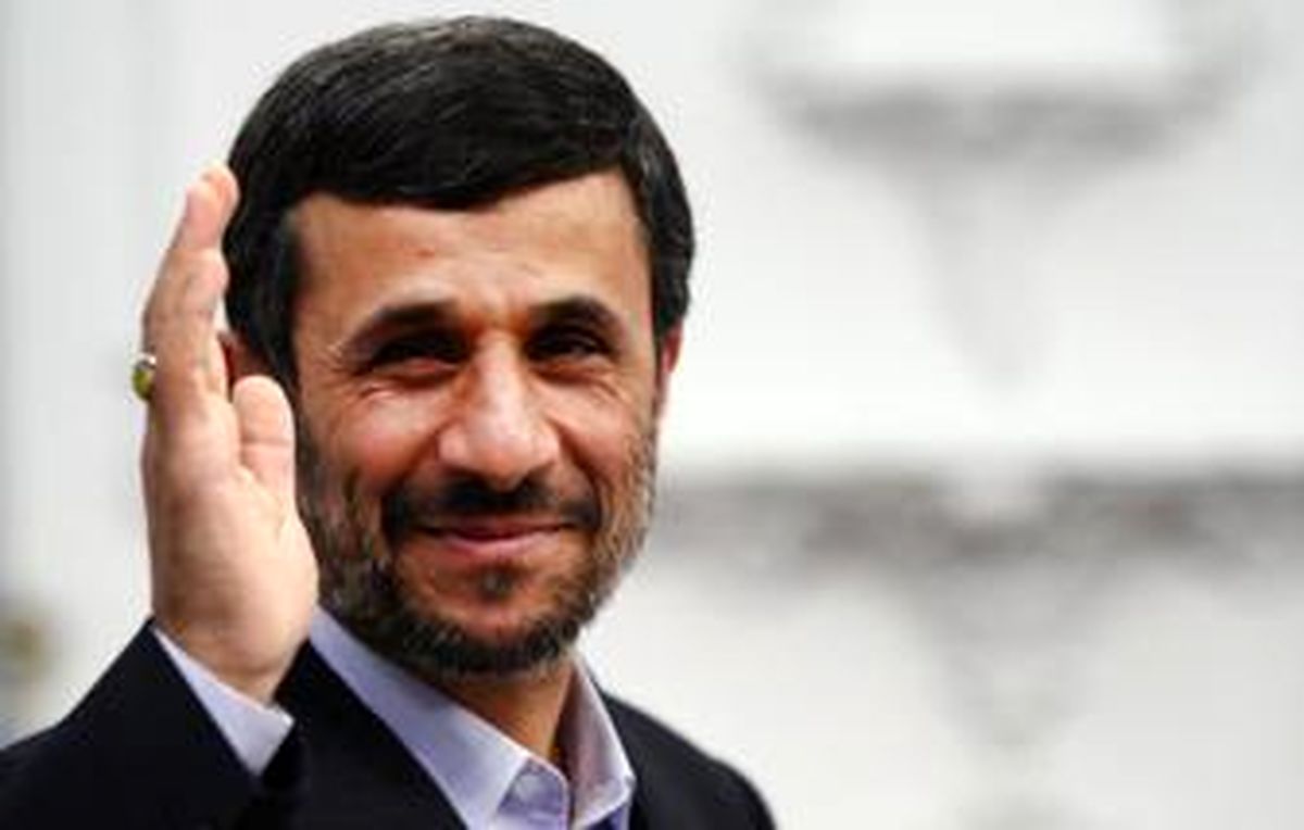 دفاع خبرنگار بی بی سی از احمدی نژاد + عکس