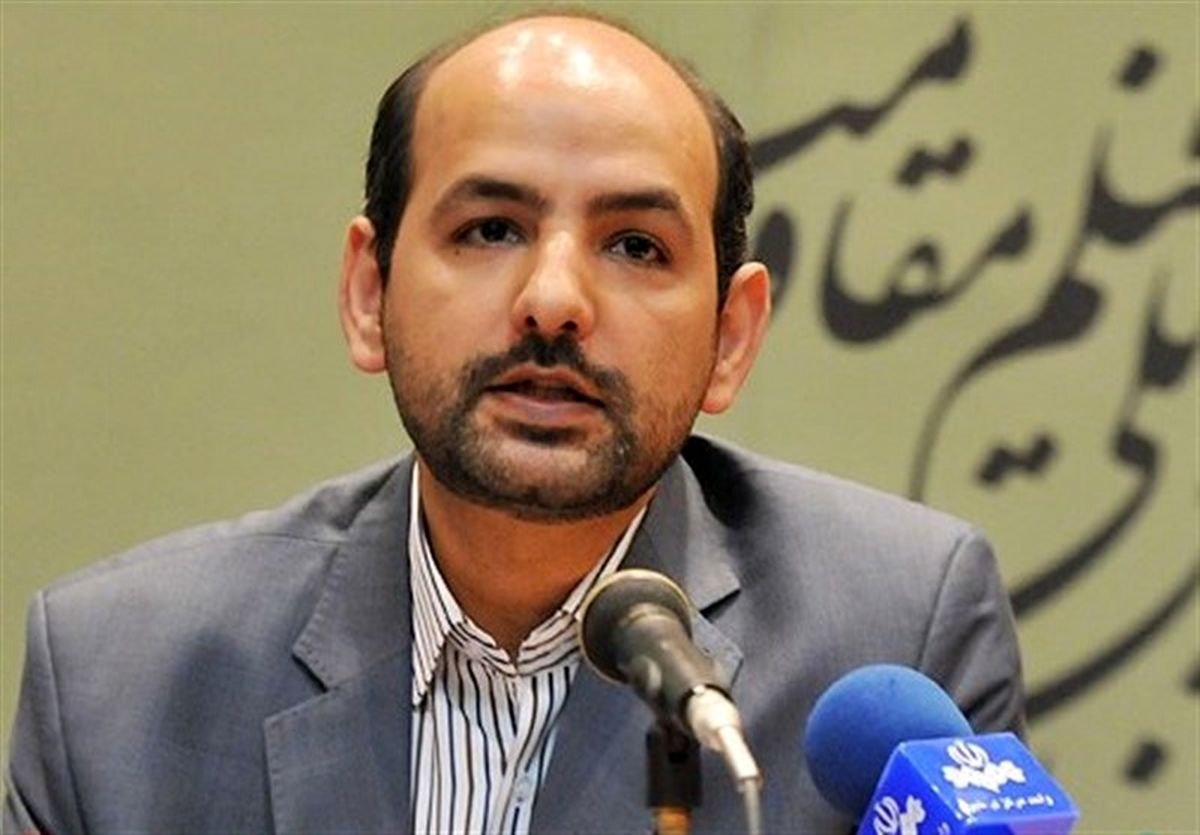 تفاوت «انقلابی گری» با «انقلابی نمایی»