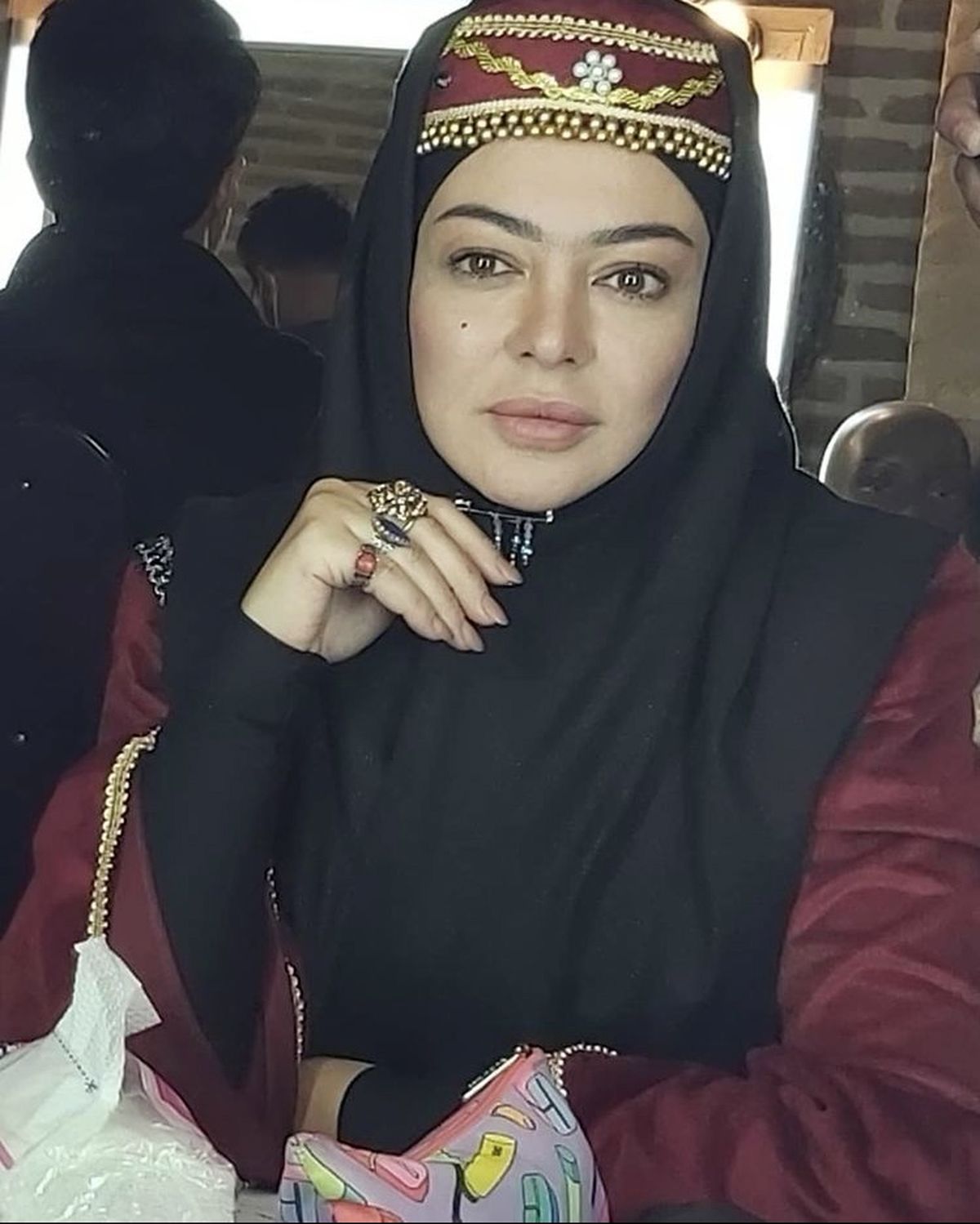 گریم قدیمی طور رزیتا غفاری + عکس