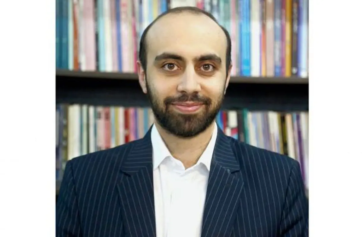 پیش از طوفان باید بادبان را دید