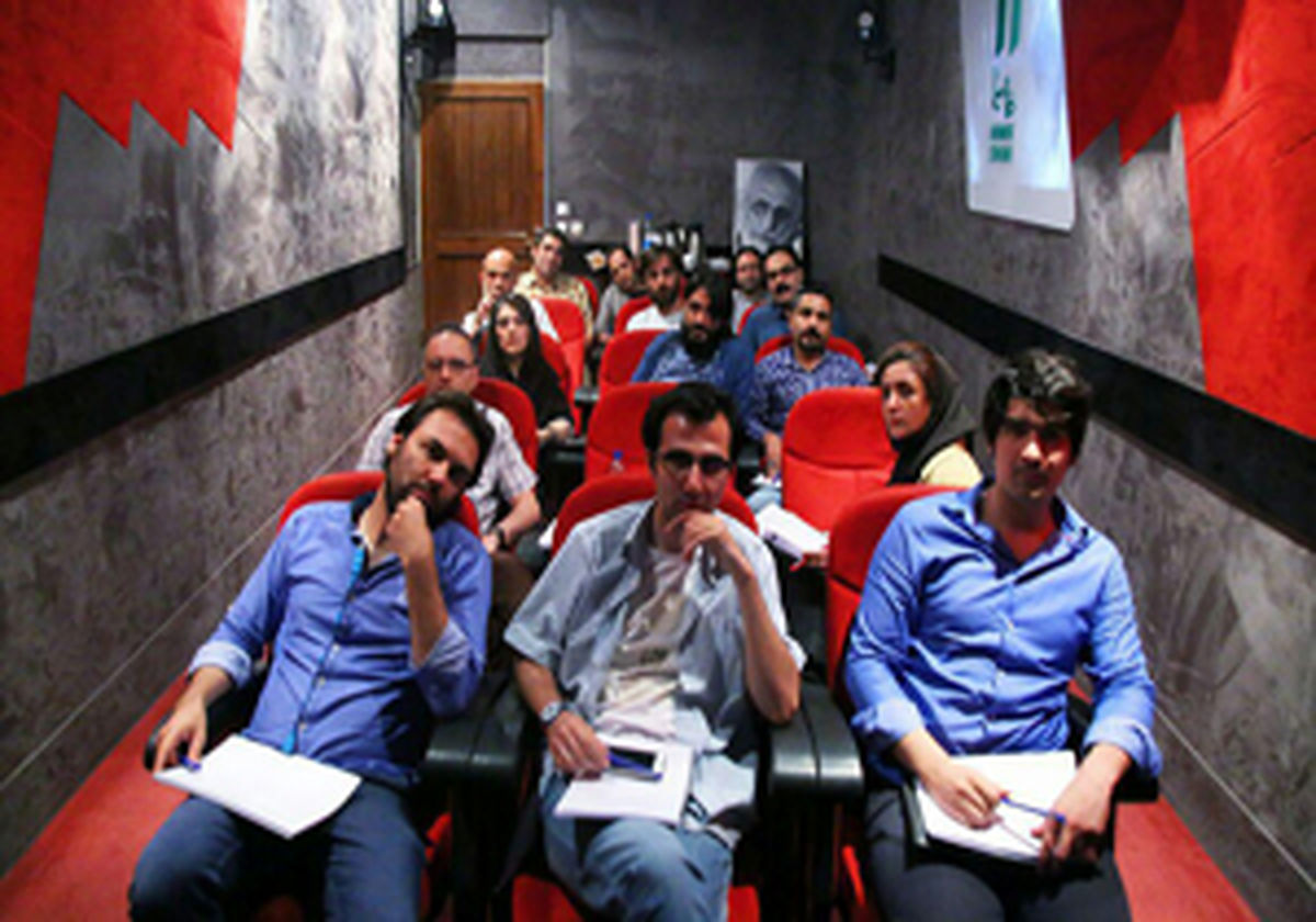 شروع بازبینی فیلم‌های کوتاه جشن خانه سینما