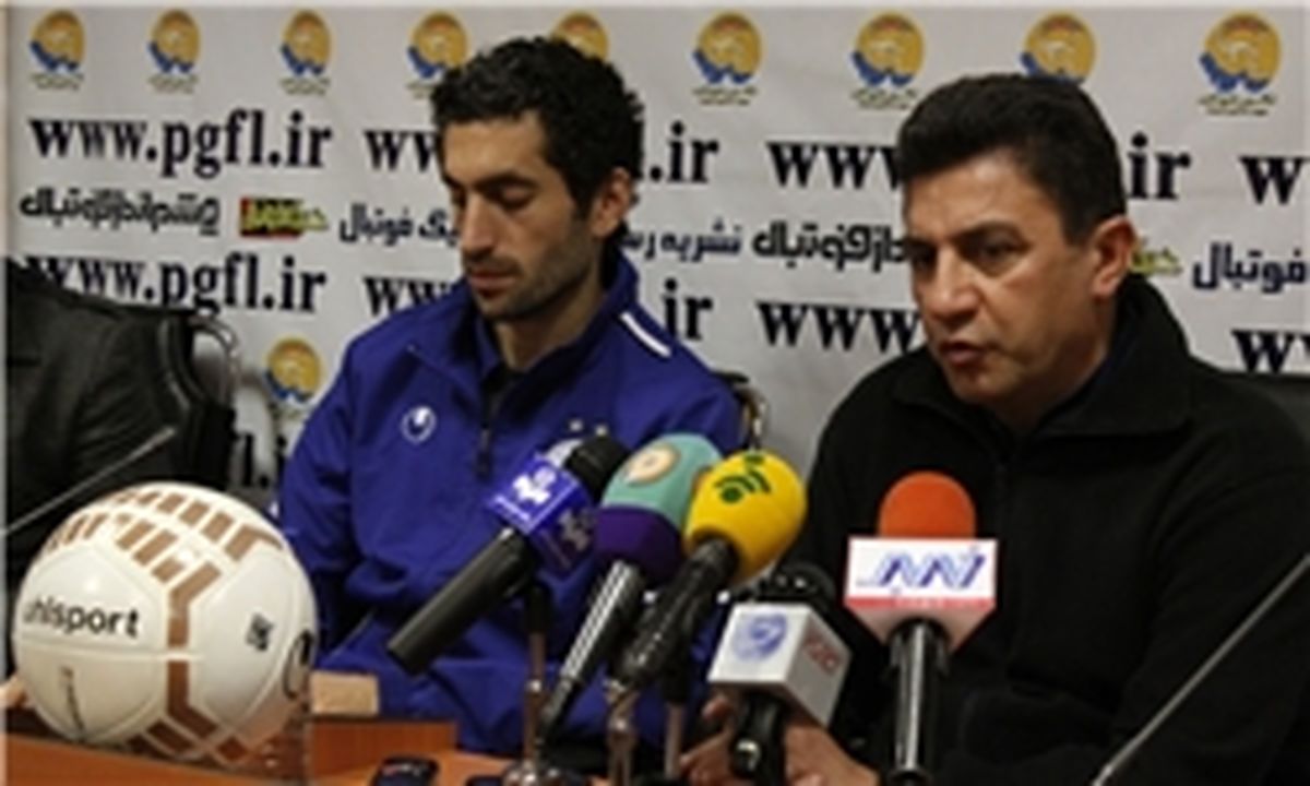 قلعه نوعی: شب عیدی یک پاکت هم به بازیکنان ندادند!