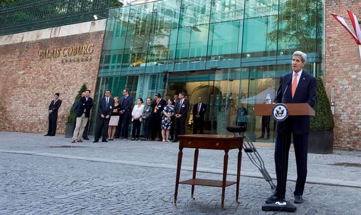 احتمال تمدید مذاکرات هسته ای از 3 الی 6 ماه/ رمزگشایی از جلسه محرمانه کری با هاموند و فابیوس/ جملات منتشر نشده ظریف به کری