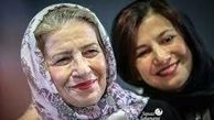  لیلی رشیدی و مادرش در کنار شاعر برجسته