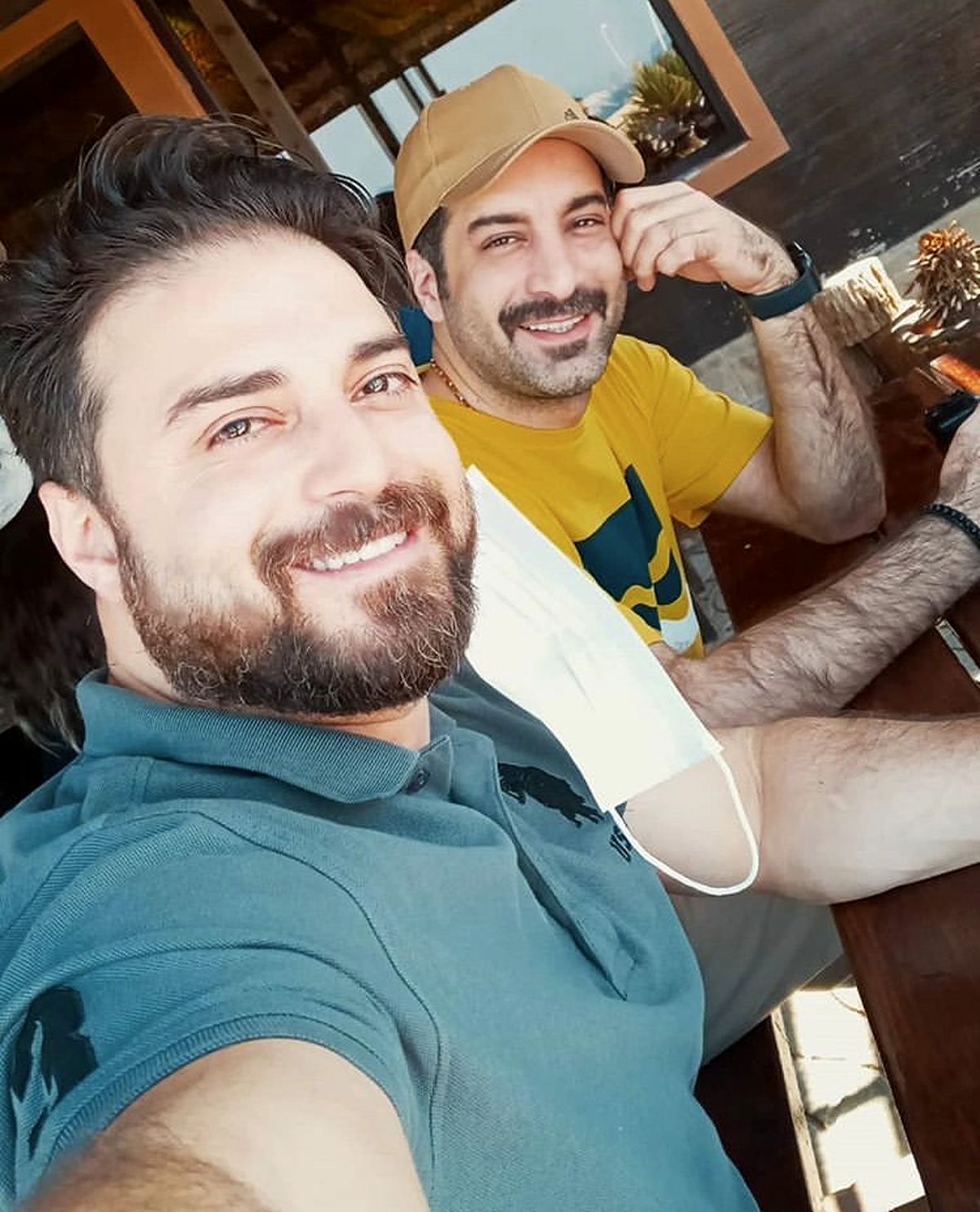 بابک‌ جهانبخش و‌ دوستش در سفر + عکس