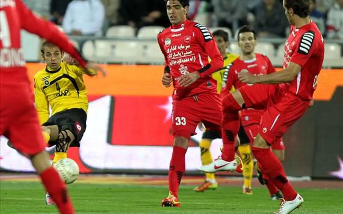 گزارش زنده: پرسپولیس ۱-۰ سپاهان