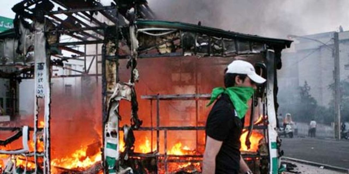 تبعات بلند مدت و کوتاه مدت فتنه 88 بر اقتصاد کشور