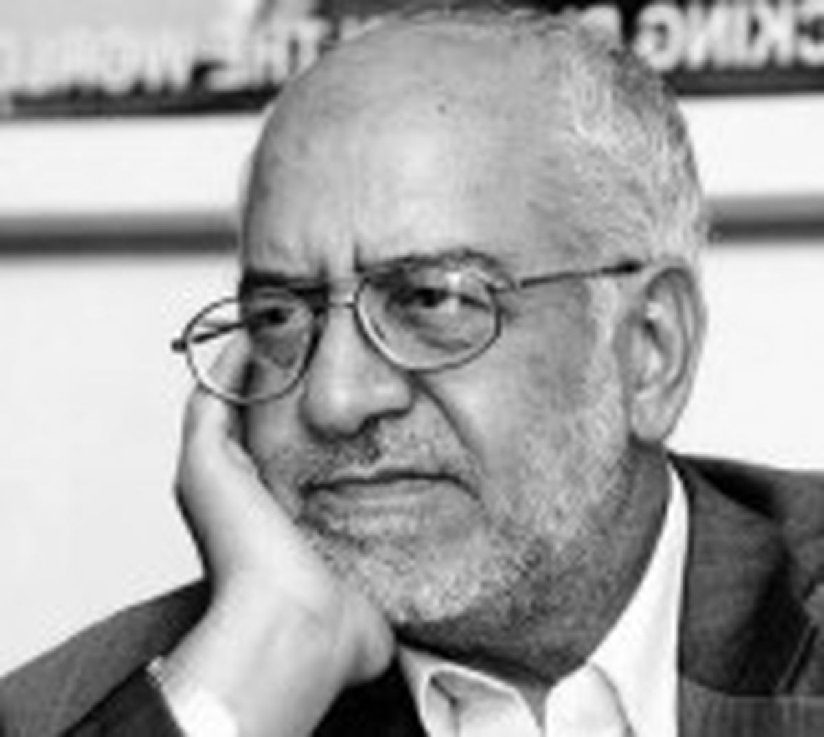 نعمت زاده از شورای حقوق و دستمزد کنار گذاشته شد