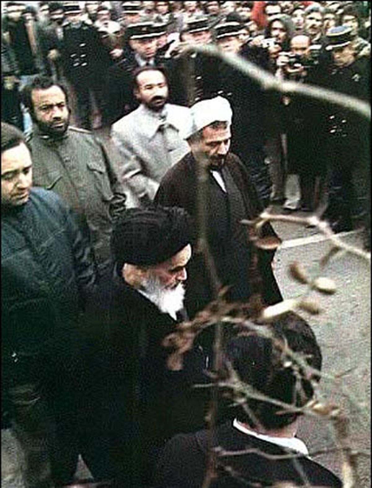 ماجرای تأثیر نظم امام خمینی(ره) بر پلیس فرانسه