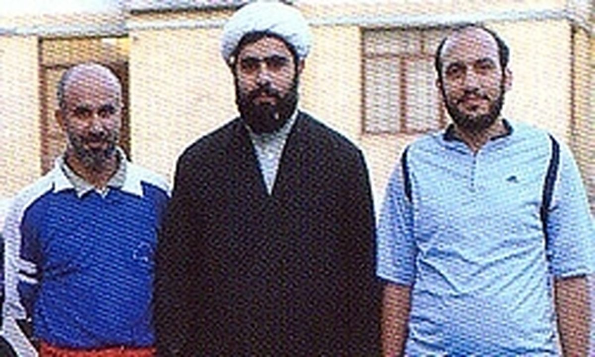 حاج آقا در تیم فوتسال