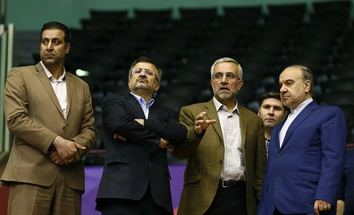 استقلال و پرسپولیس عامل دعوت وزیر ورزش به مجلس