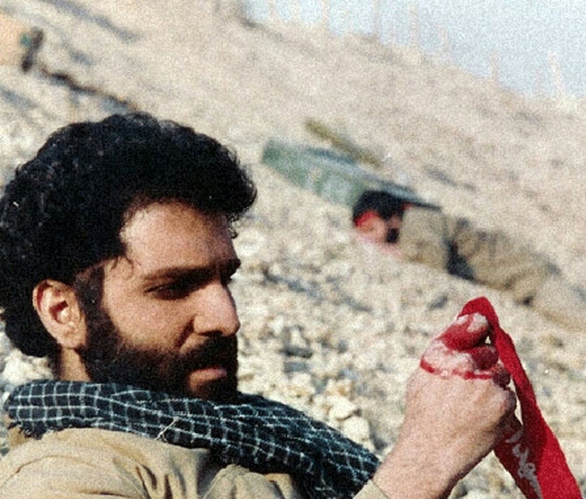 مهران مدیری فیلم دفاع مقدسی می‌سازد