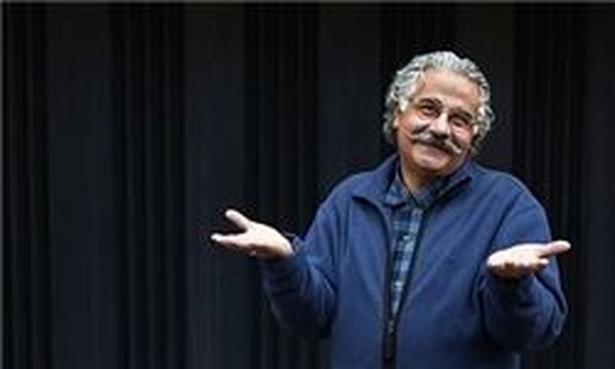 اقبال واحدی و حسین مولایی مجریان برنامه تحویل سال