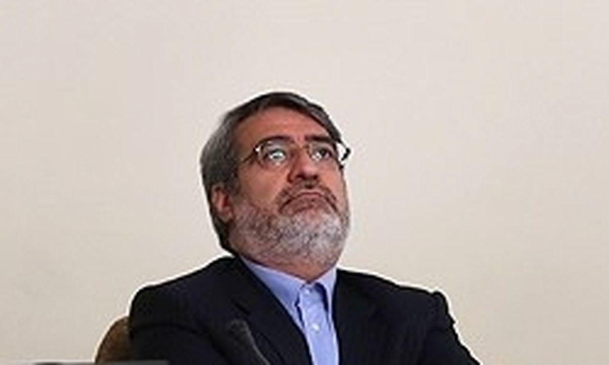 بازدید سرزده رحمانی‌فضلی از پاسگاه‌های پلیس راه