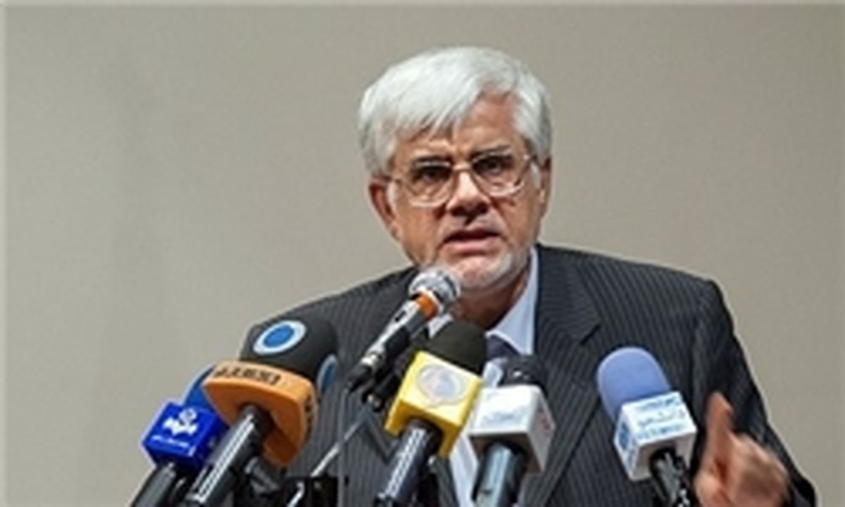 انتقاد عارف از فضای خموده دانشگاه‌ها در انتخابات