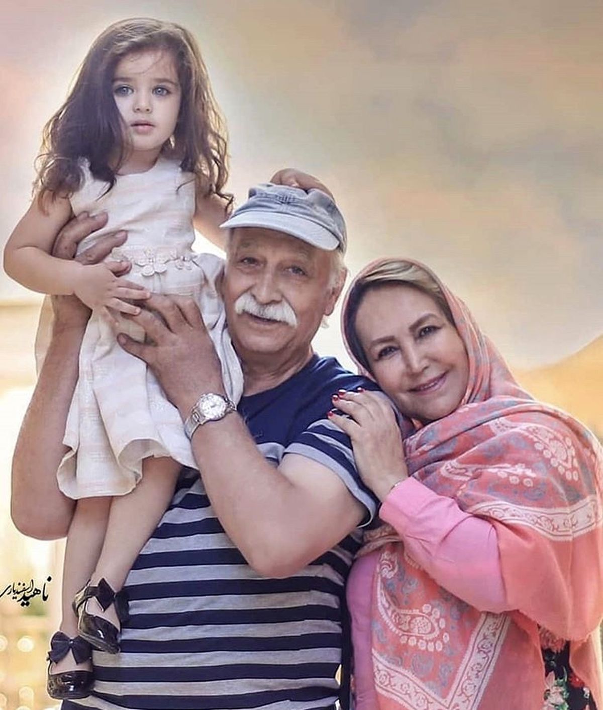 نوه بامزه زوج‌ بازیگر معروف + عکس