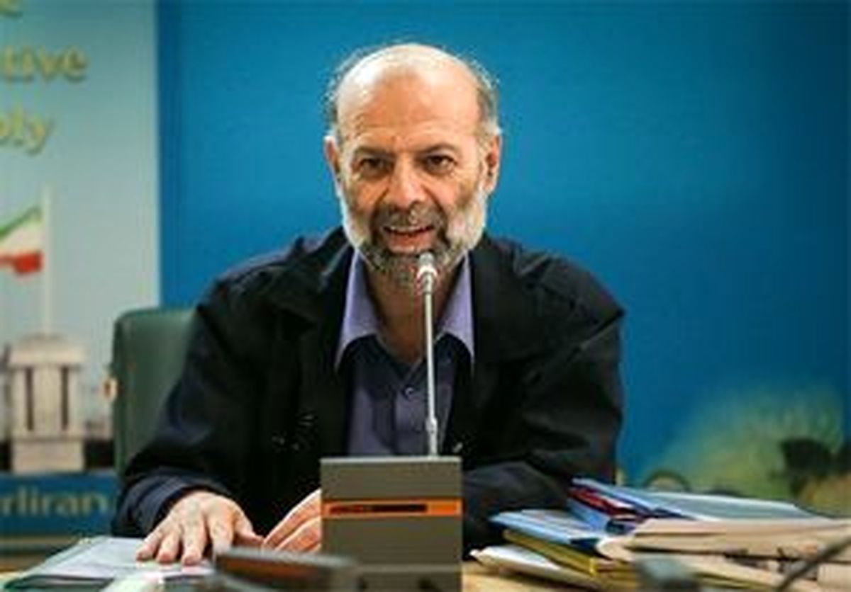 لزوم شناور شدن دستمزد کارگران در شرایط کنونی