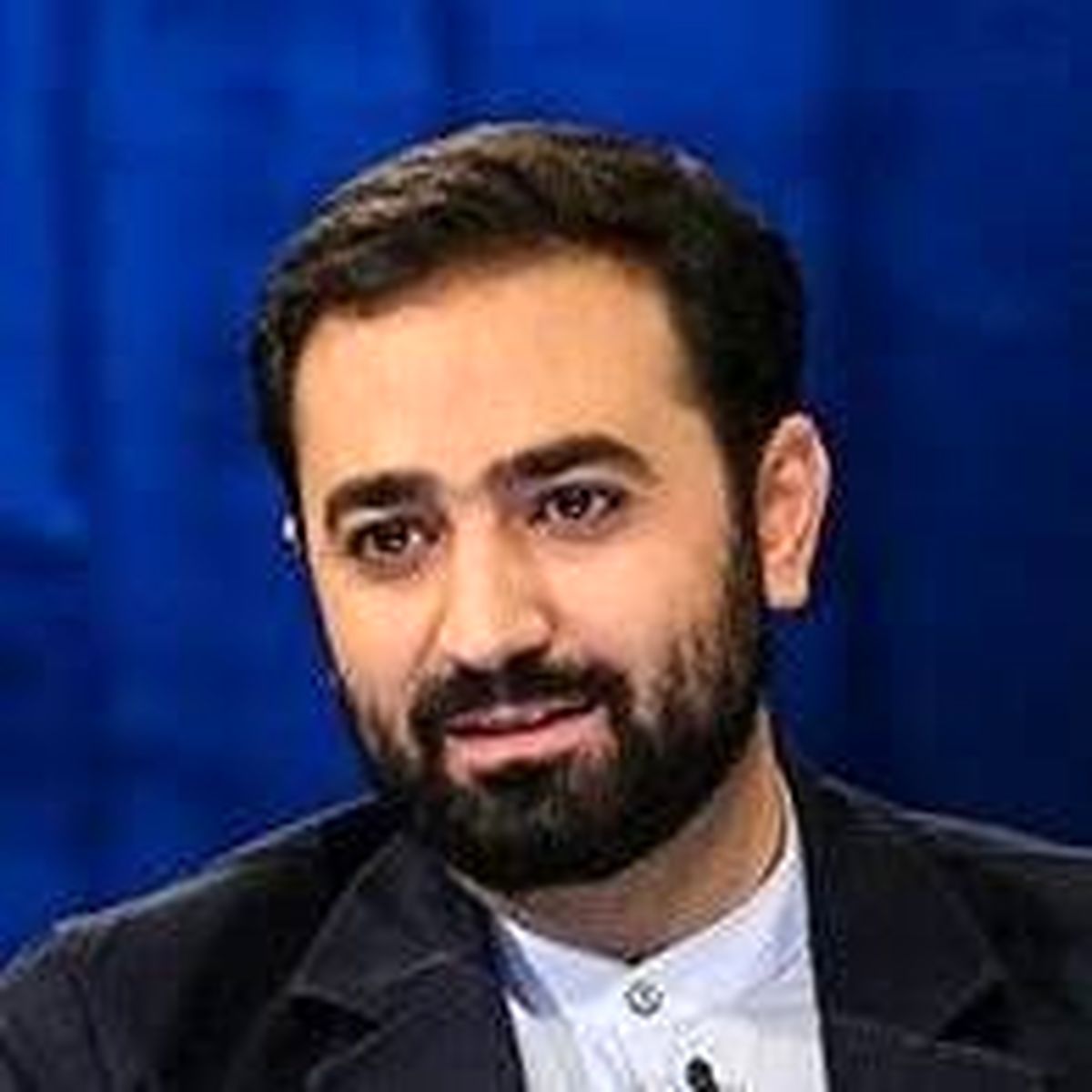 وحید یامین‌پور با دخترانش در تلویزیون+عکس