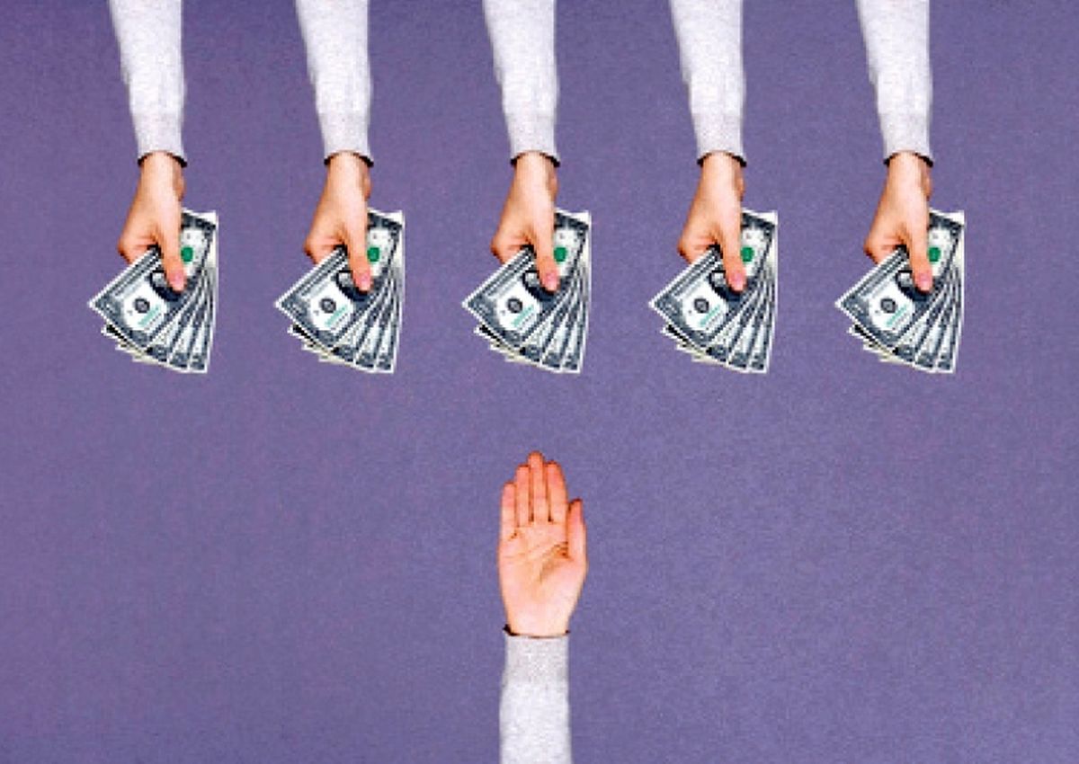25 تا 30 هزار میلیارد تومان معاملات اقتصادی مشکوک/ پرونده سنگین تخلفات یک «برادر» در نهاد نظارتی