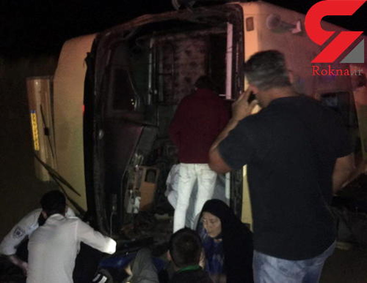 واژگونی اتوبوس در جاده قزوین حادثه آفرید