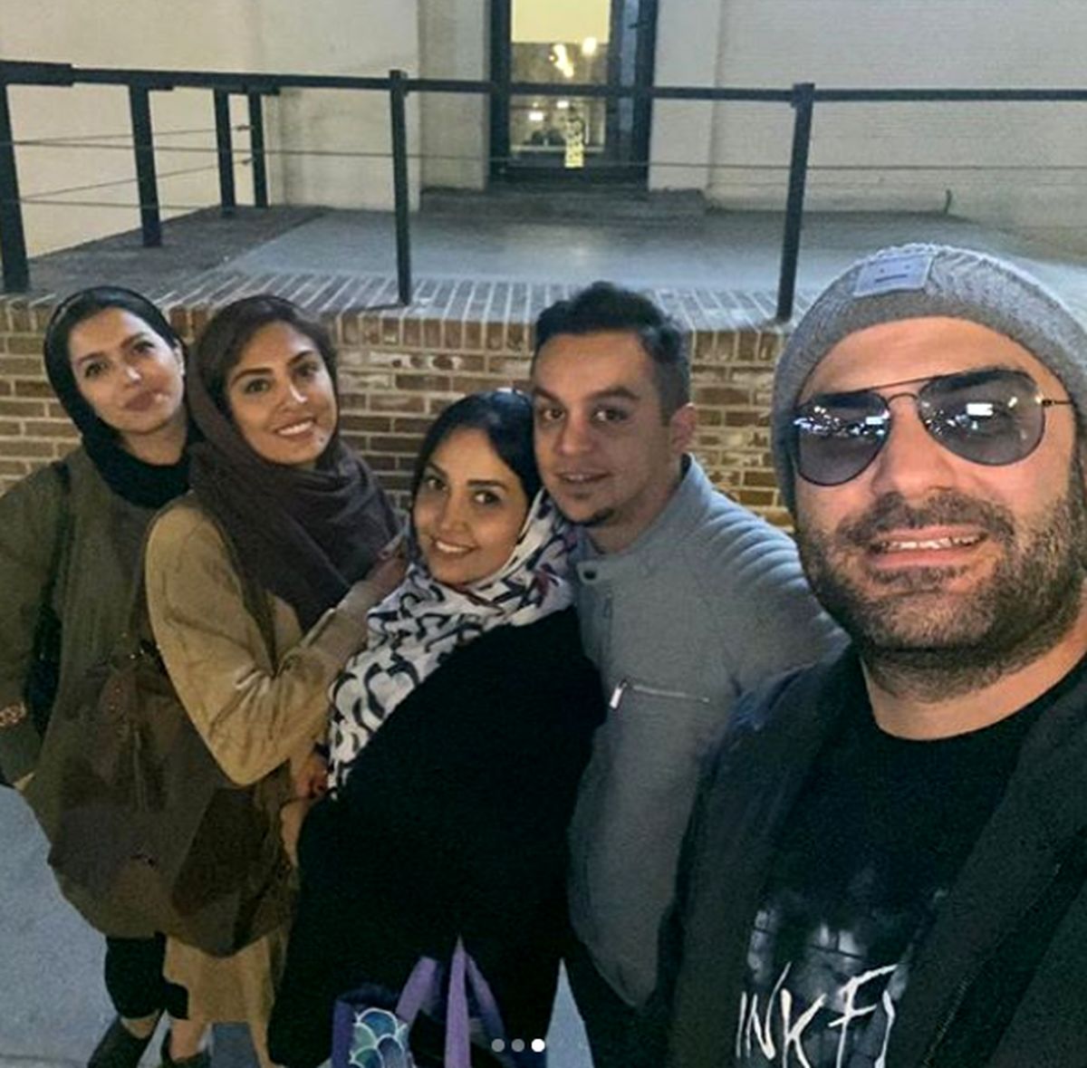 گردش دوستانه حدیثه تهرانی و همسرش