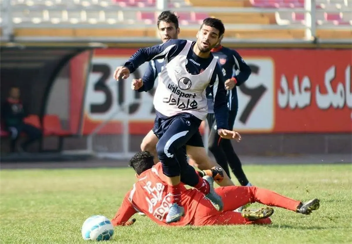 طارمی اردوی پرسپولیس را ترک کرد 
