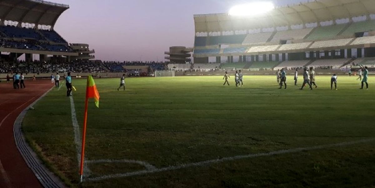 گل‌گهرسیرجان، اکسین البرز و شاهین شهرداری بوشهر متوقف شدند