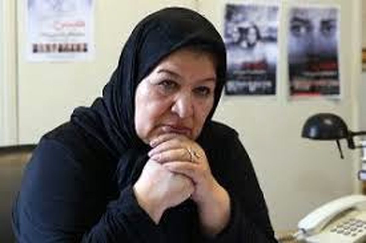  از وزارت ارشاد بپرسید چرا نمی‌گذارند «هیس، پسران ...» را بسازم