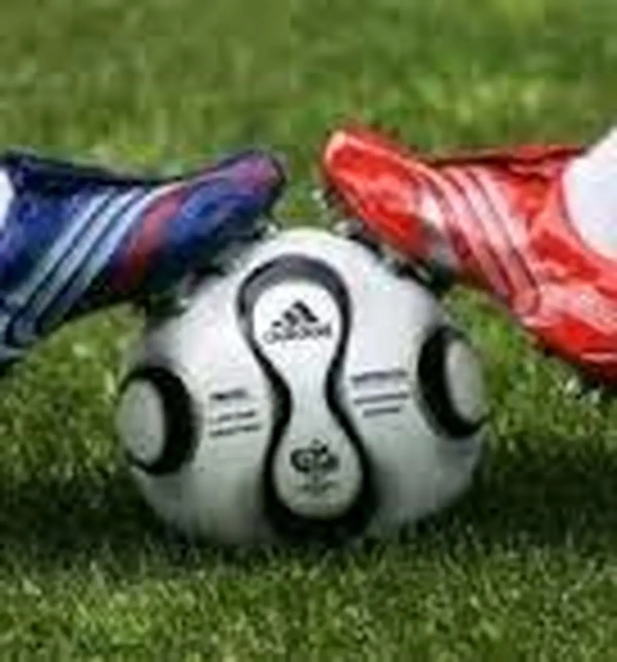 استقلال یار می گیرد، پرسپولیس نوشابه باز می‌کند