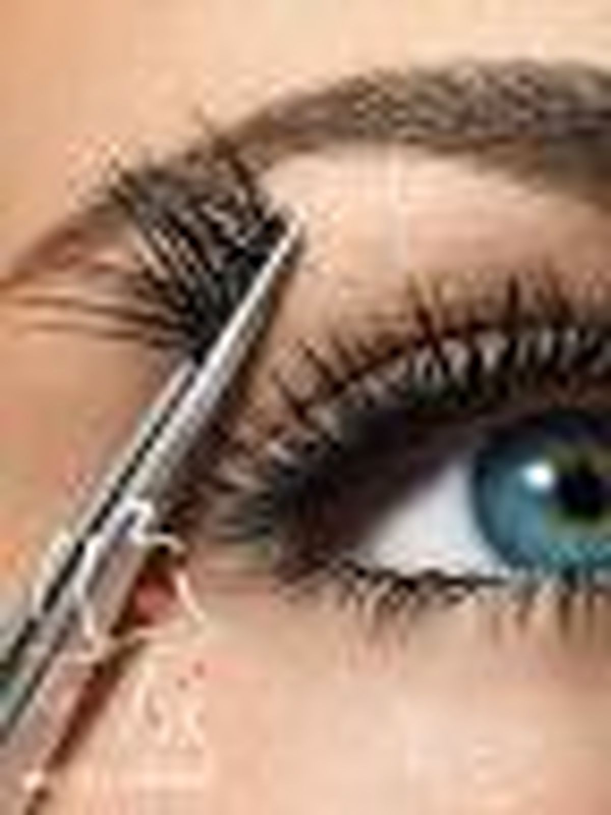 ۱۸ نکته درباره عوارض مژه مصنوعی