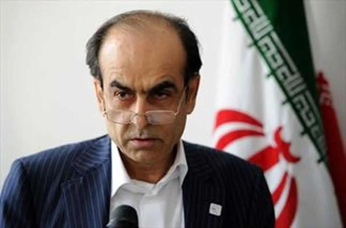 ماجرای فیش‌های حقوقی نتیجه فامیل‌گرایی و باند بازی مسئولان است