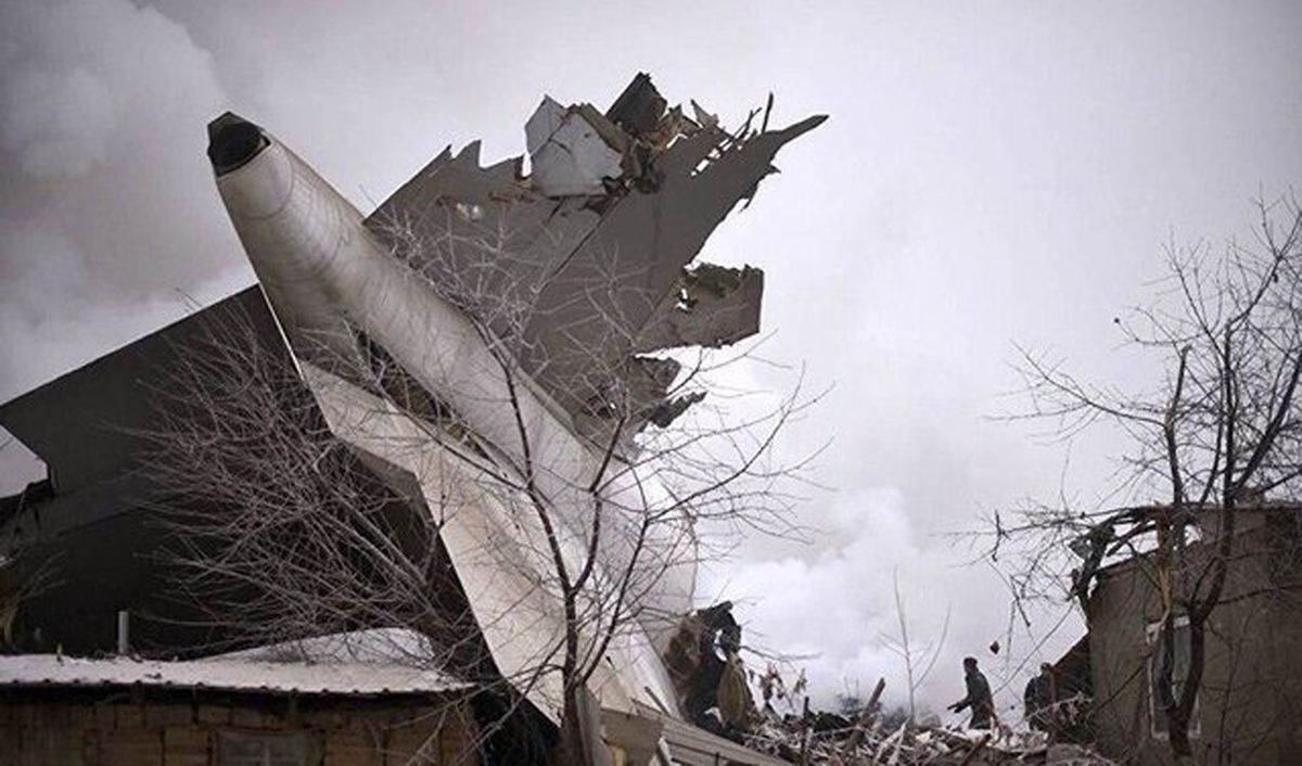 عامل سقوط هواپیمای تهران چه کسانی بودند؟