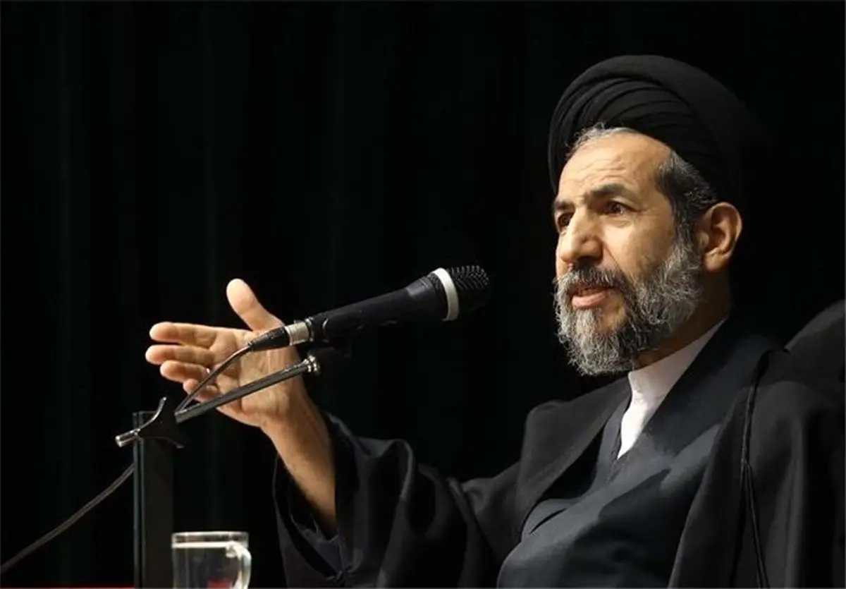 هدف دشمنان بکارگیری مسئولانی است که به کارآمدی نظام لطمه می‌زنند