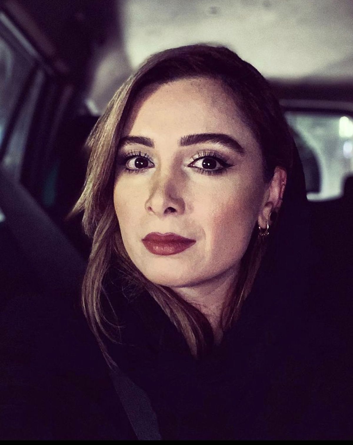 فرناز رهنما در ماشین شخصی اش + عکس