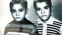 زیر شکنجه کومله‌ها دوستانش را نجات داد
