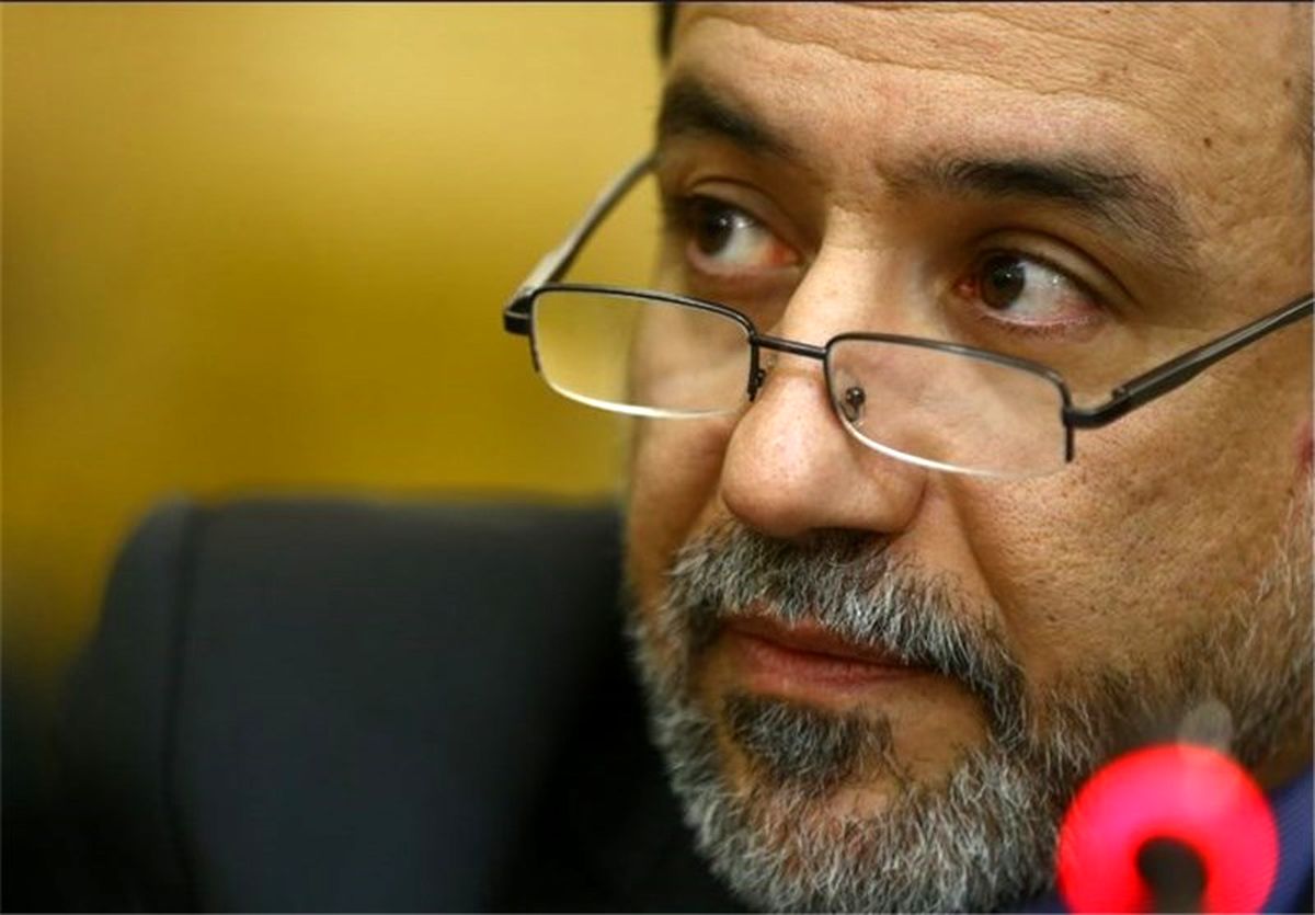 عراقچی: قانونی که دیشب اوباما امضا کرد با برجام تناقض دارد