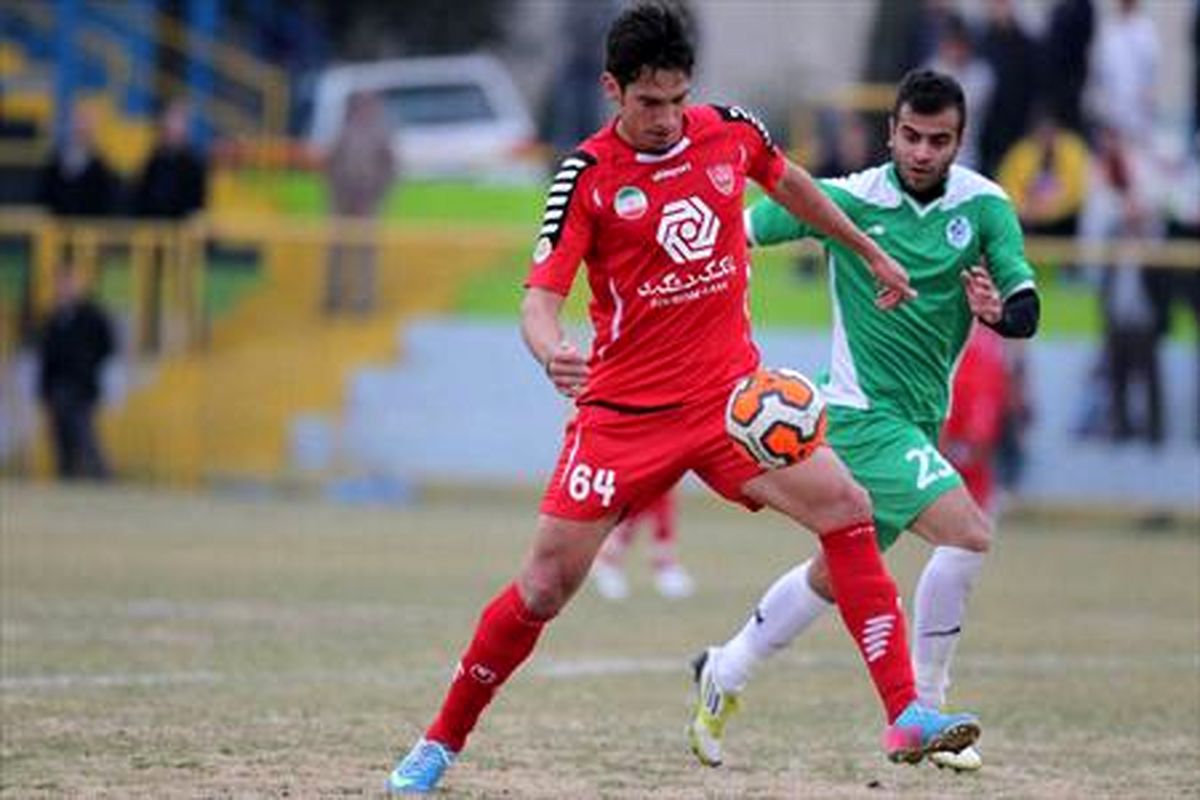تسلیت مهاجم پرسپولیس به مدافع استقلال!