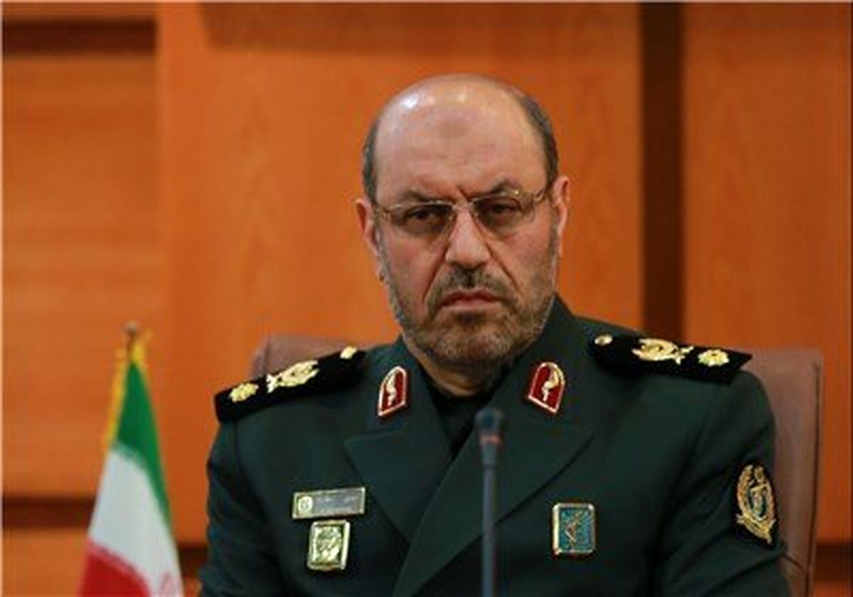 وزیر دفاع: جمهوری اسلامی ایران روزبه روزمستحکم‌تر می‌شود