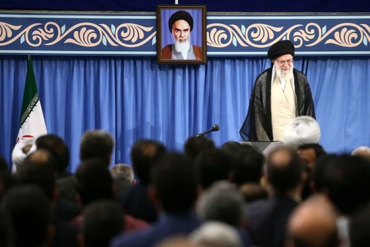 اشاره رهبر معظم انقلاب به کدام نامه ۵ هزار نفر دانشگاهی است؟