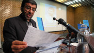 ضرغامی گزارش عملکرد انتخاباتی صداوسیما را به رهبر انقلاب تقدیم کرد