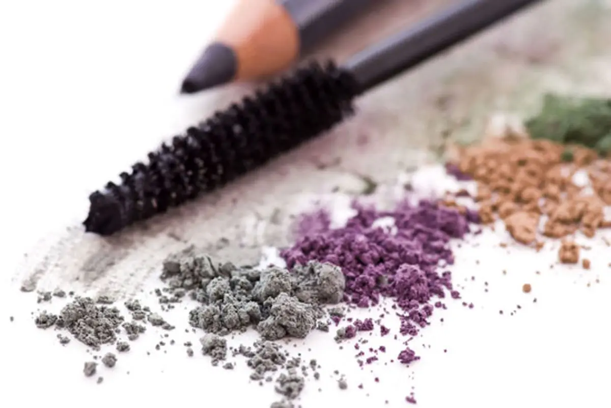    آرایش غلیظ، پوست مریض